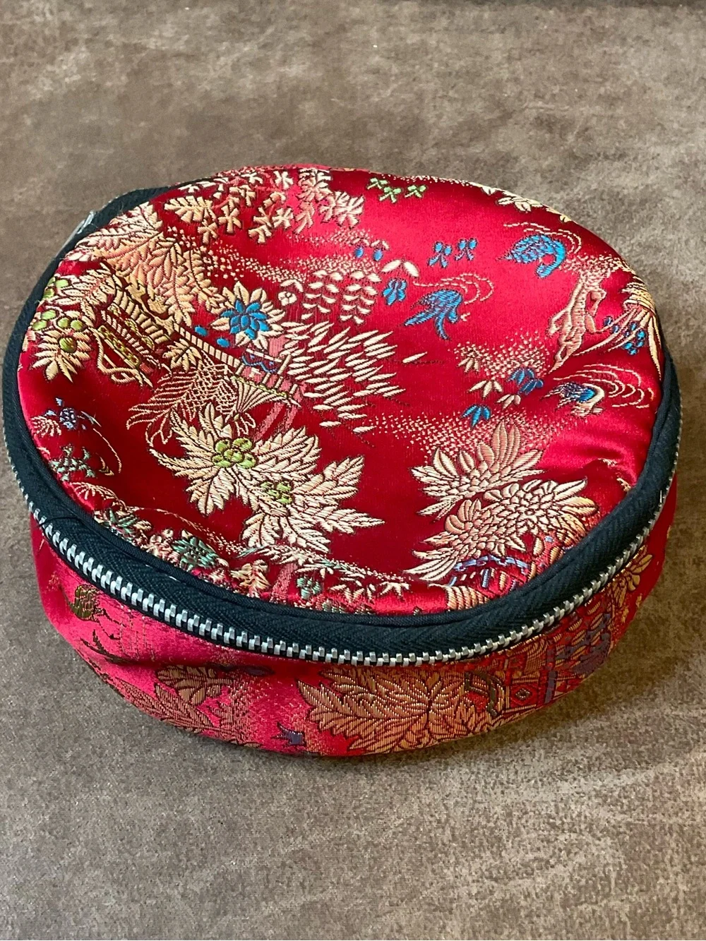Oriental Red Silk Jewelry Pouches